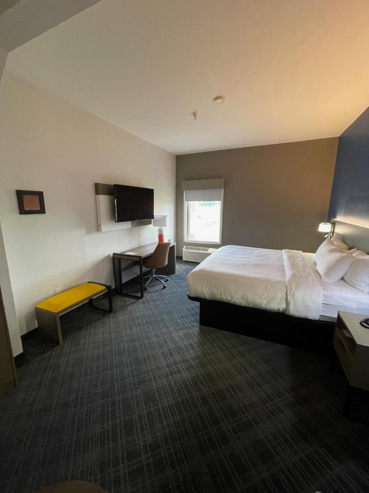 Comfort Suites Кроссвілл Екстер'єр фото