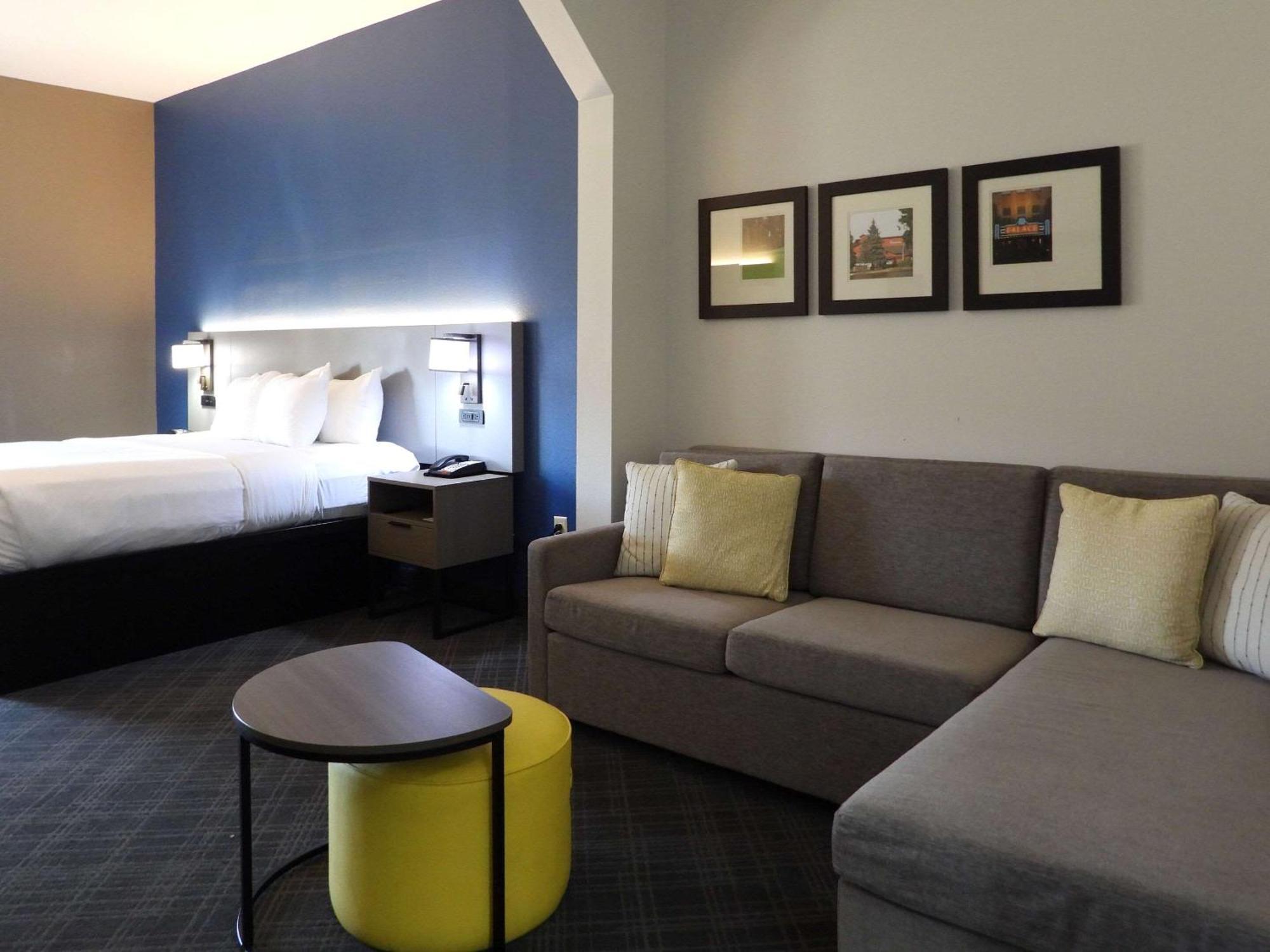 Comfort Suites Кроссвілл Екстер'єр фото
